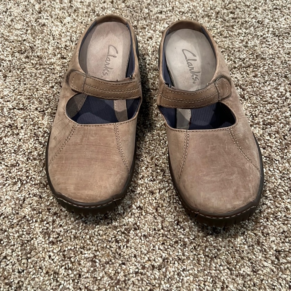Clarks Velcro slip on clog/mule